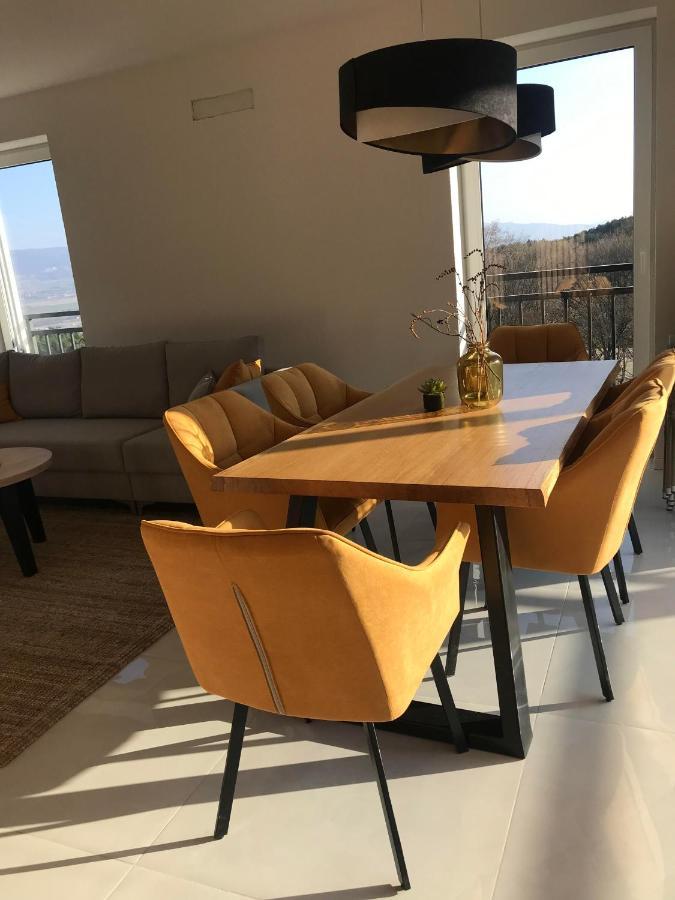Apartman S Vyhliadkou Bojnice Eksteriør bilde